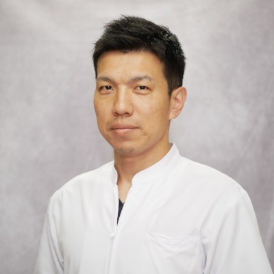 秋　禎樹