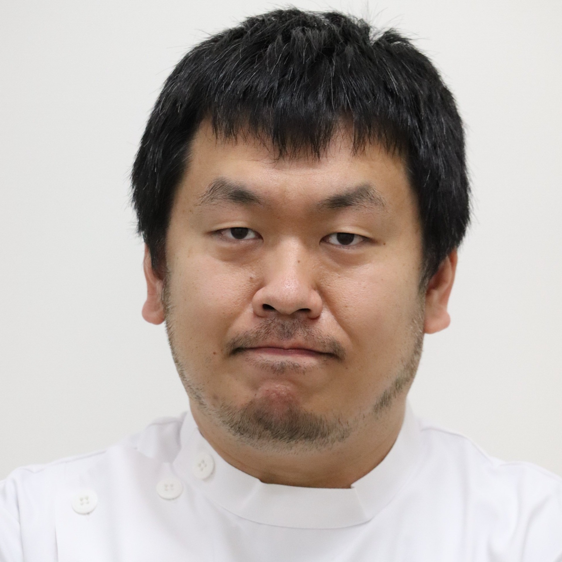 岡﨑　翔一郎