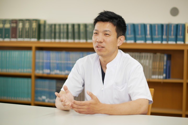 突然の激しい頭痛・麻痺｜脳出血・くも膜下出血の症状と治療